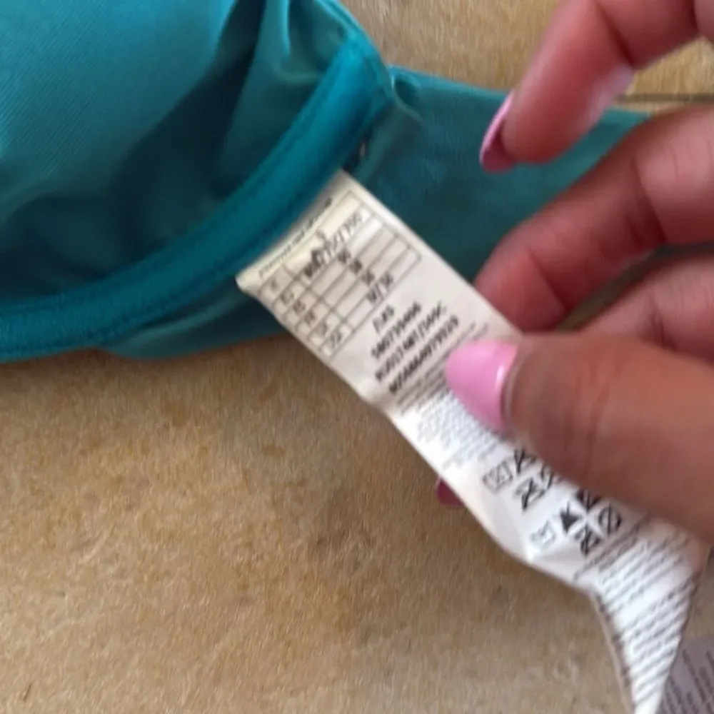 Teal Bikini Top - BRAND NEW - Calzedonia - NWT - Size Medium Bikini Top
